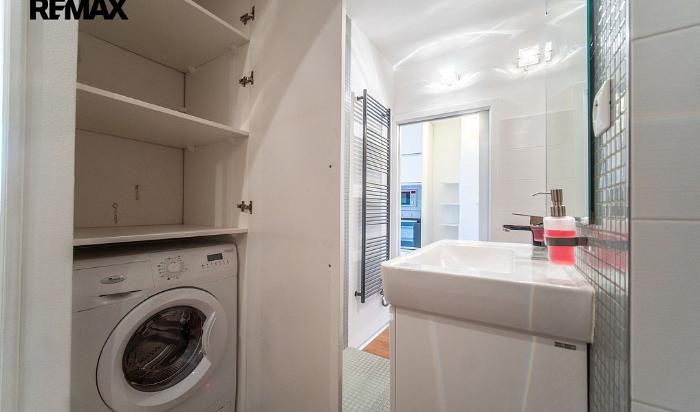 Pronájem bytu 2+kk 46 m², Praha – náhled fotky 13
