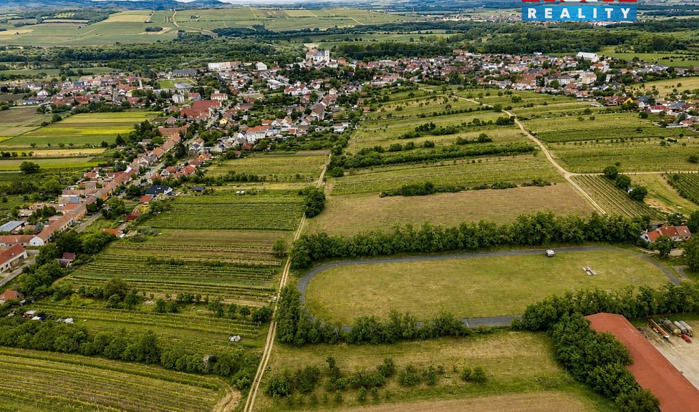 Prodej zahrady 832 m², Drnholec – náhled fotky 5