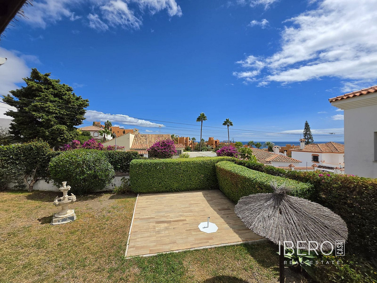 Casa 3+kk – Estepona - Más