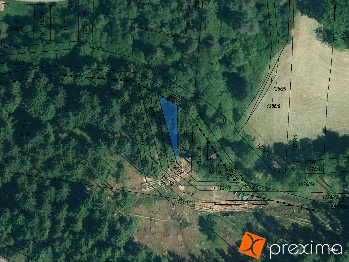 Prodej pozemku 104 m²