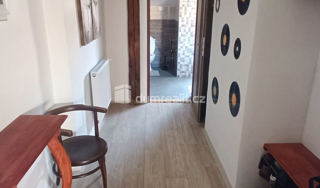 Pronájem bytu 2+kk 93 m², Děčín – náhled fotky 6