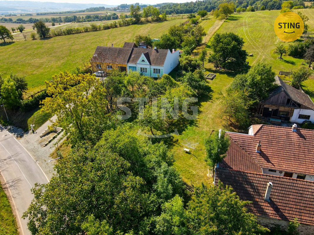Prodej stavebního pozemku 1 210 m² — photo 4