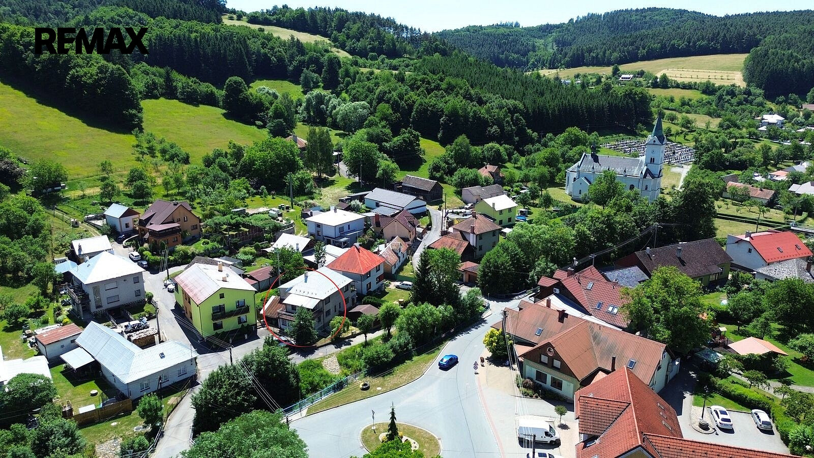 Prodej domu 140 m² s pozemkem 326 m² – fotografie 2