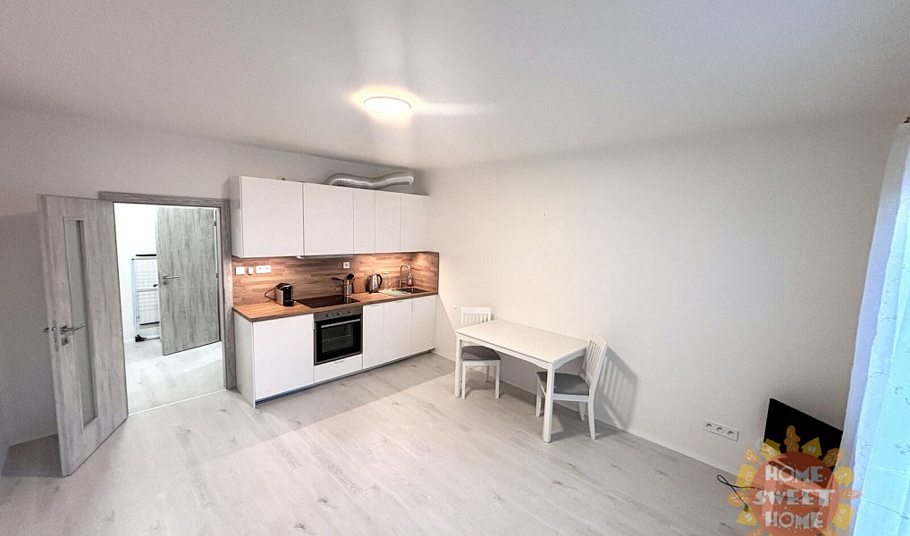 Pronájem bytu 1+kk, 29 m², Libeň - Praha 9, Praha