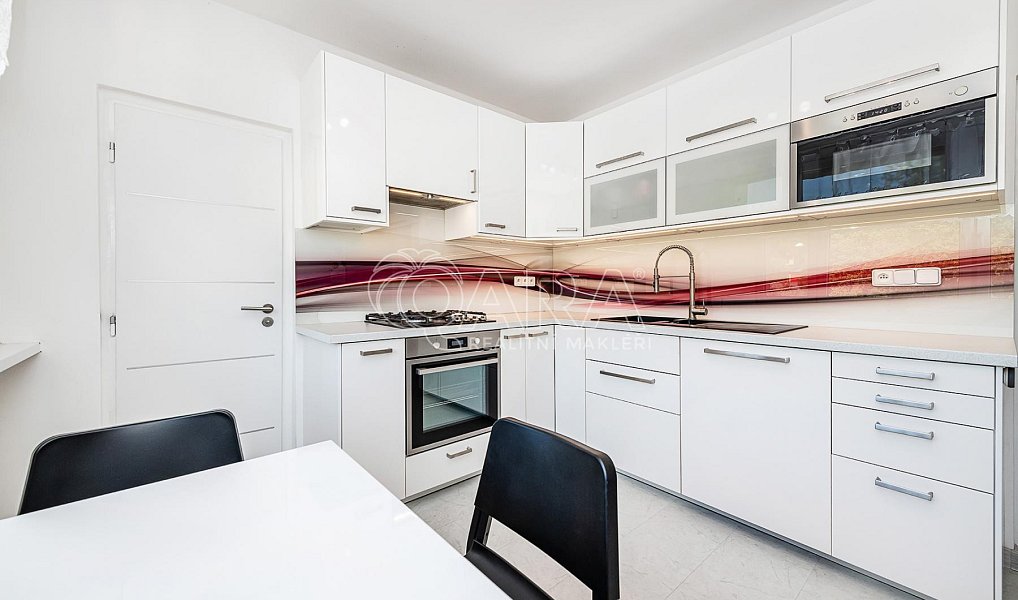 Prodej bytu 3+1 71 m², Liberec – náhled fotky 2