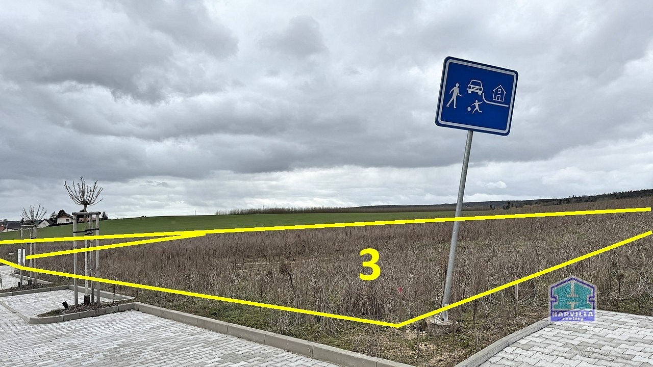 Prodej stavebního pozemku 1 215 m² — photo 4
