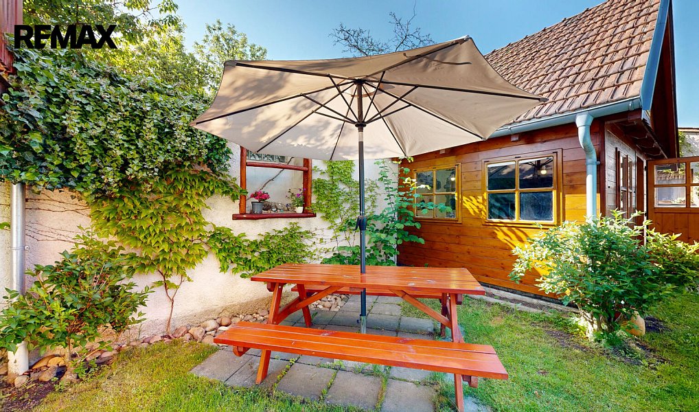 Prodej domu 281 m² s pozemkem 659 m², Telč – náhled fotky 3