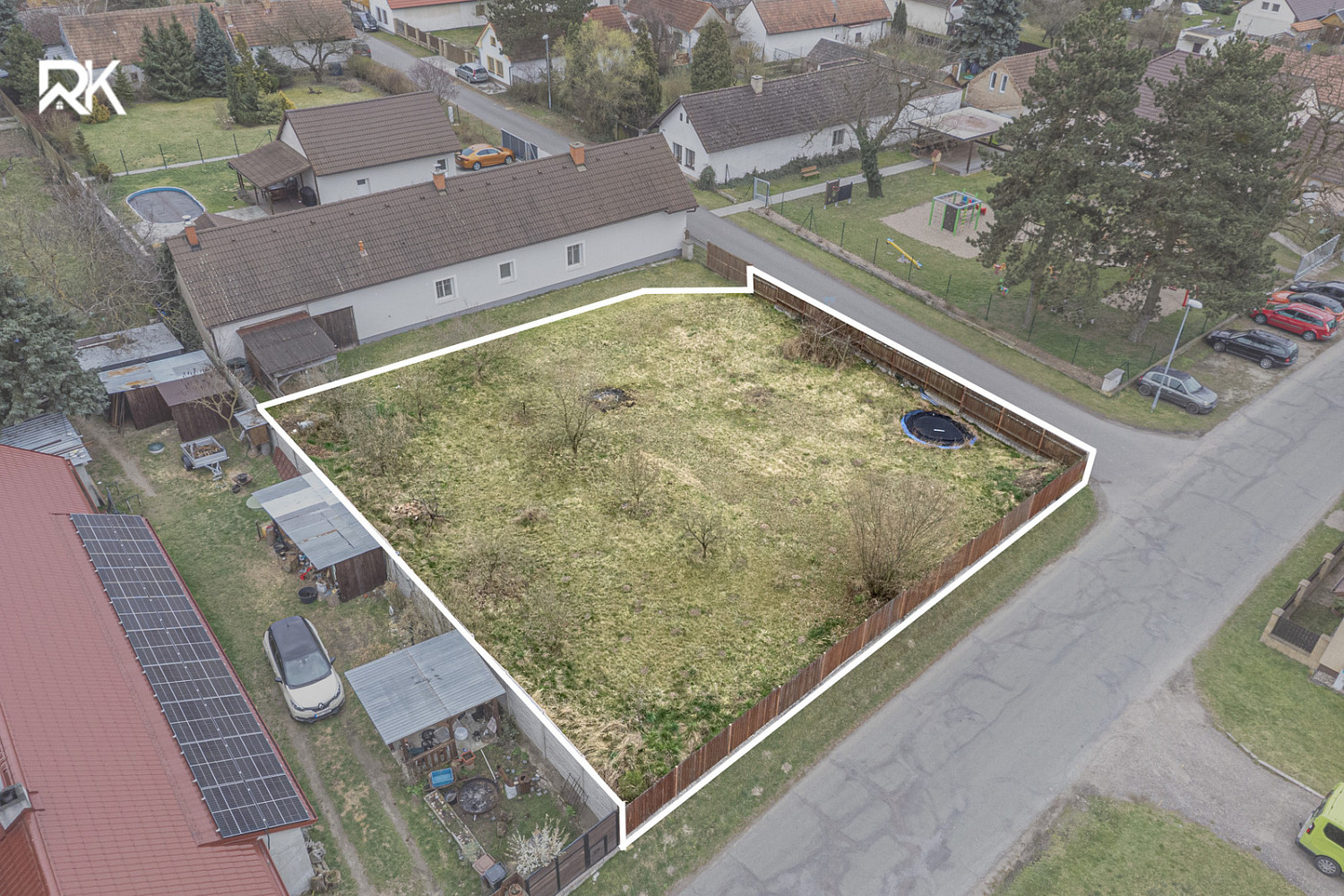 Prodej stavebního pozemku 778 m² – pohled 4