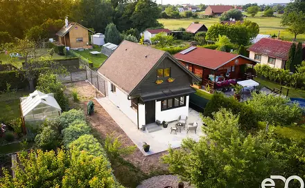 Prodej chaty/chalupy 76 m² s pozemkem 322 m², Červený Dvůr, Hradec Králové - Pražské Předměstí