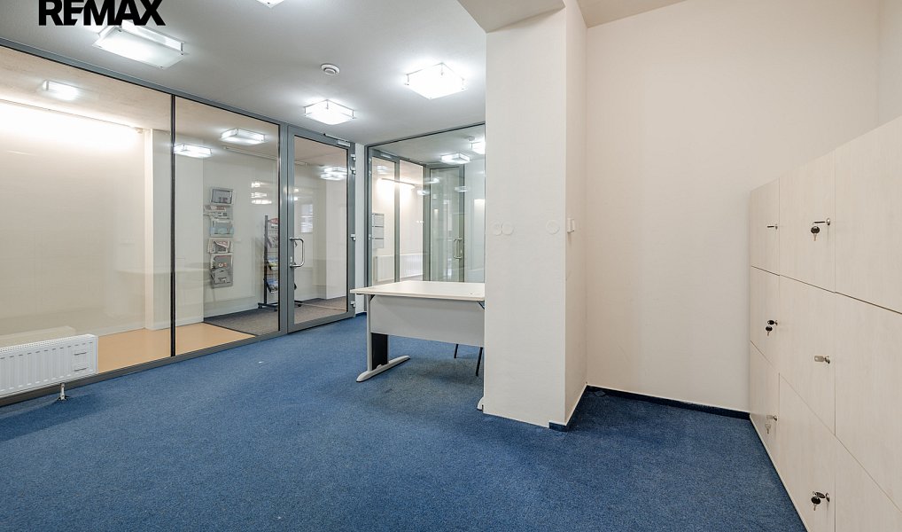 Pronájem obchodních prostor 126 m², Praha – náhled fotky 4