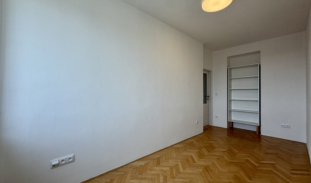Pronájem bytu 3+1 66 m², Znojmo – náhled fotky 15