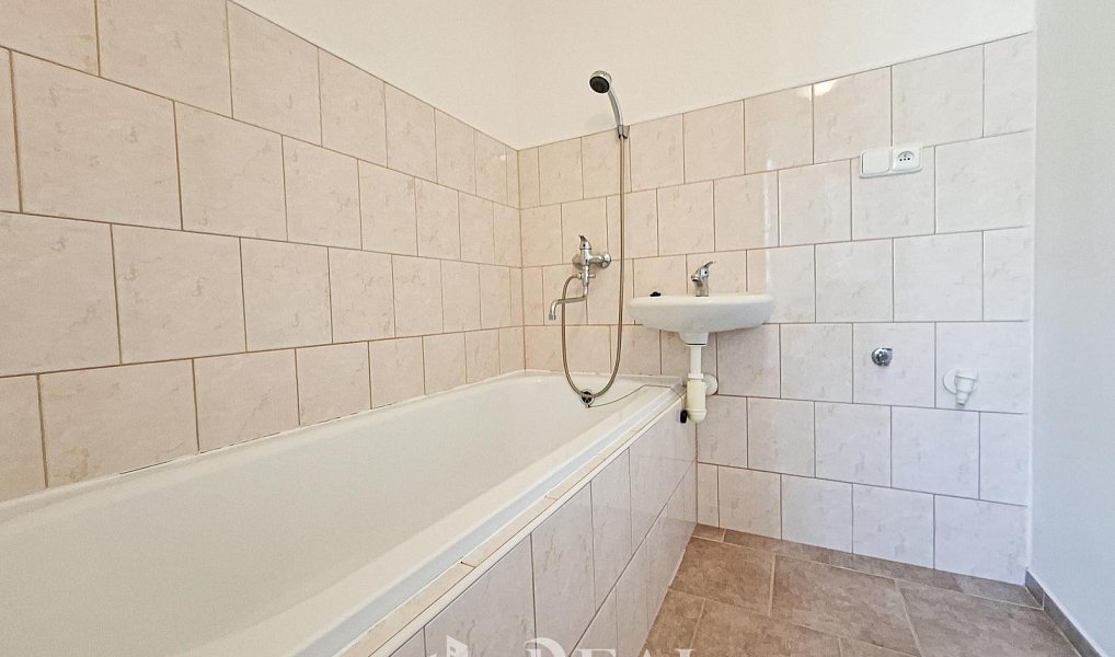 Prodej bytu 1+1 42 m², Jirkov – náhled fotky 3