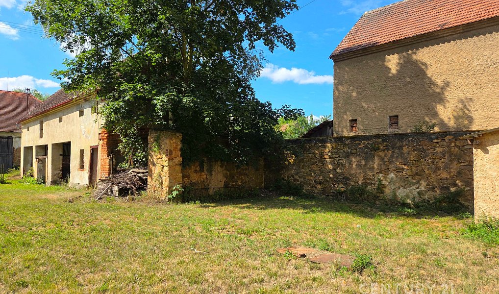 Prodej stavebního pozemku 2 553 m², Líšina – náhled fotky 10
