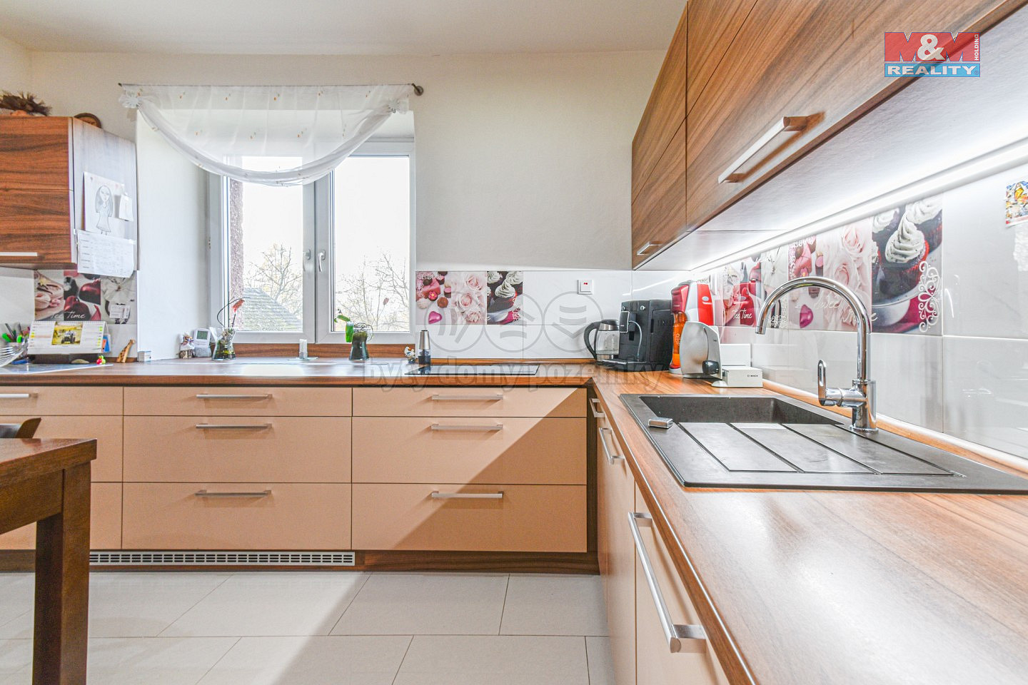 Prodej domu 320 m² s pozemkem 3 388 m² — photo 2