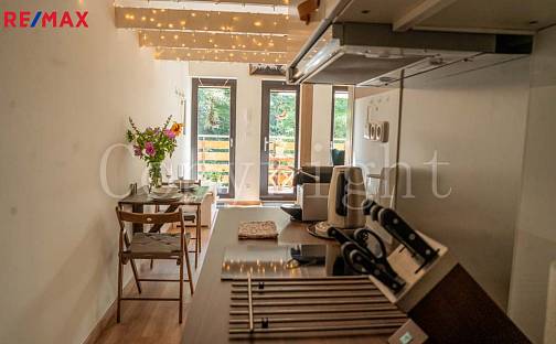 Prodej bytu 1+kk 26 m², Spálený Mlýn, Líšnice, okres Praha-západ