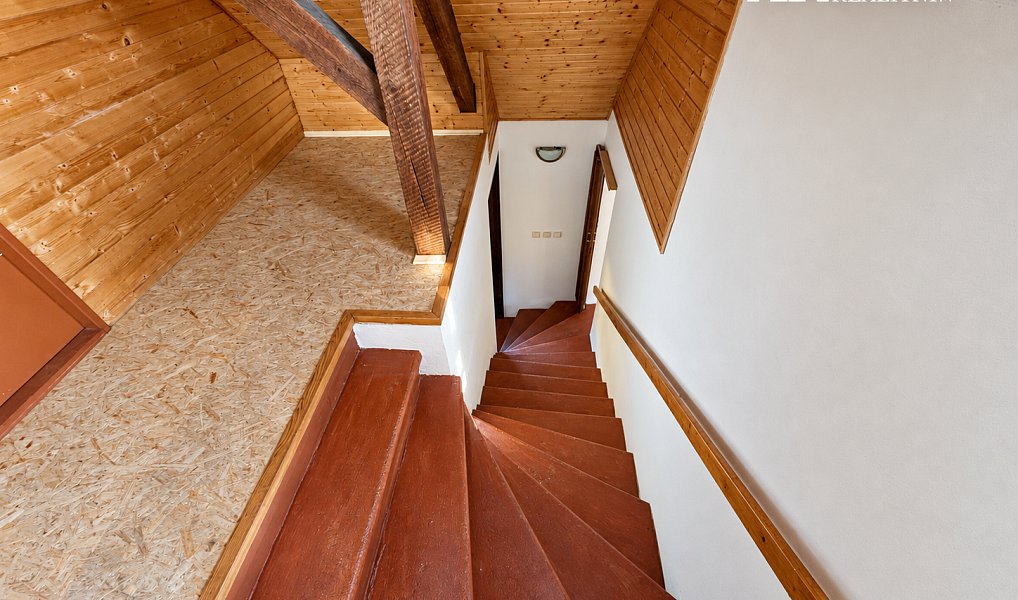 Pronájem domu 120 m², Svojetín – náhled fotky 11