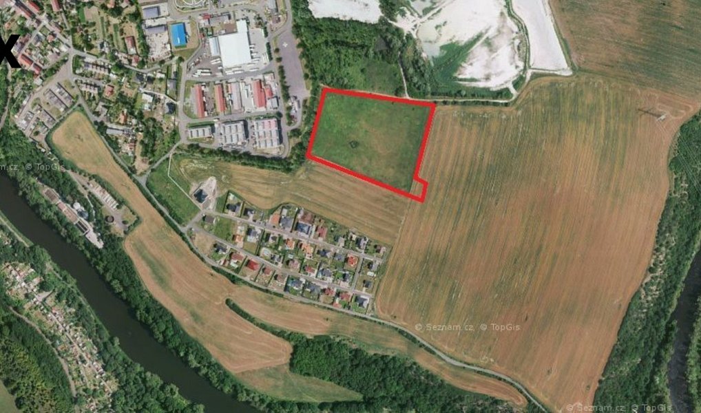 Prodej stavebního pozemku 36 221 m², Kadaň – náhled fotky 2