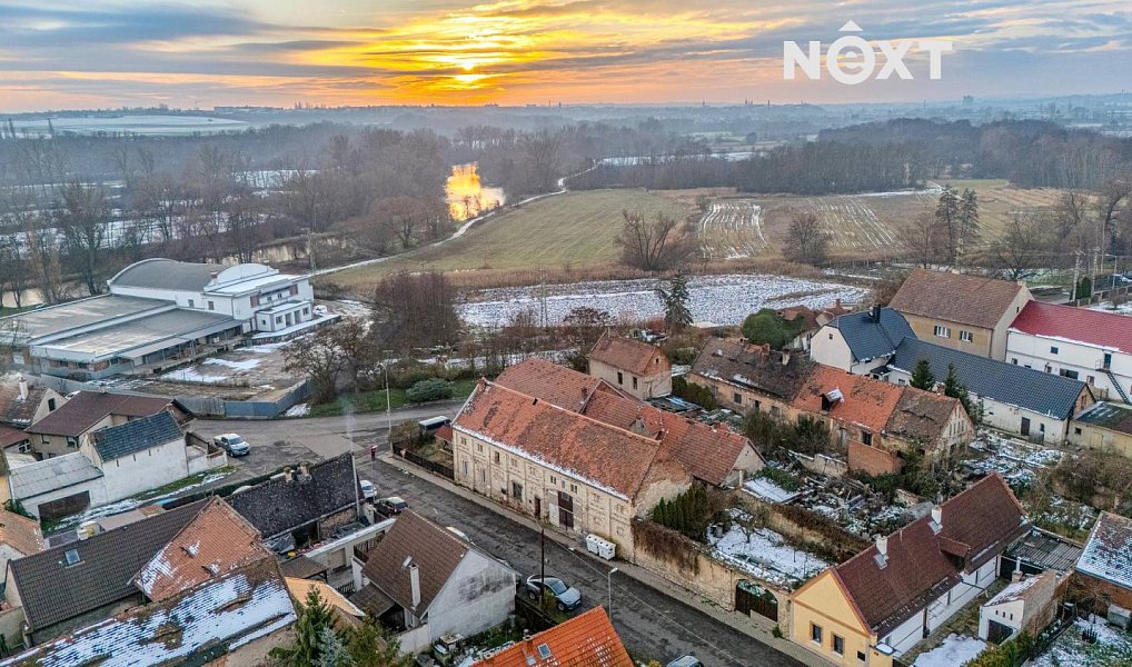 Prodej domu 200 m² s pozemkem 511 m², Staňkovice – náhled fotky 8