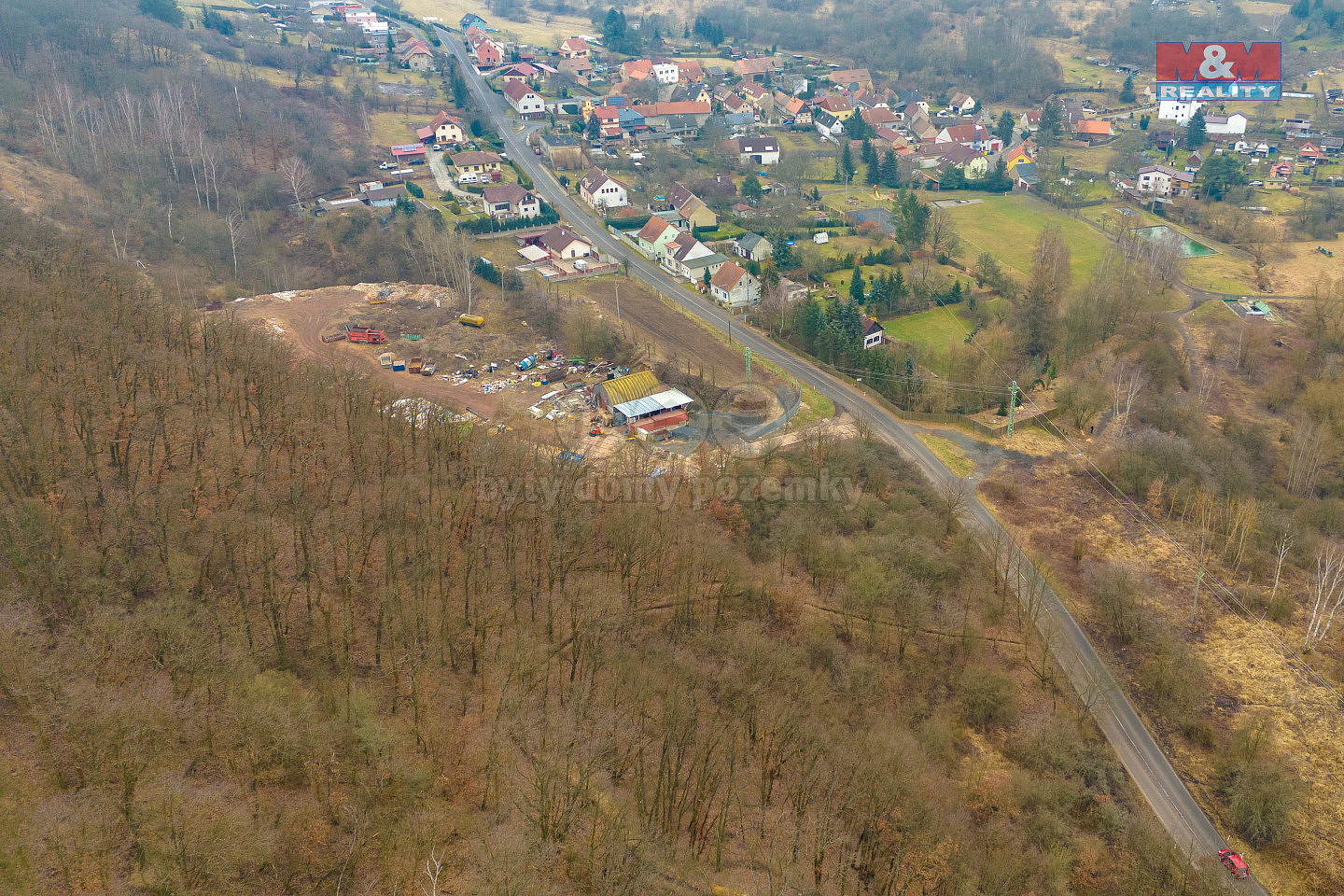 Prodej pozemku 918 m² – pohled 4