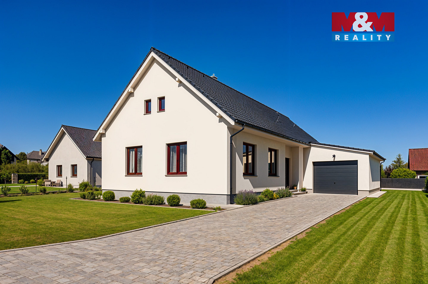 Prodej domu 168 m² s pozemkem 1 144 m² – fotografie 2