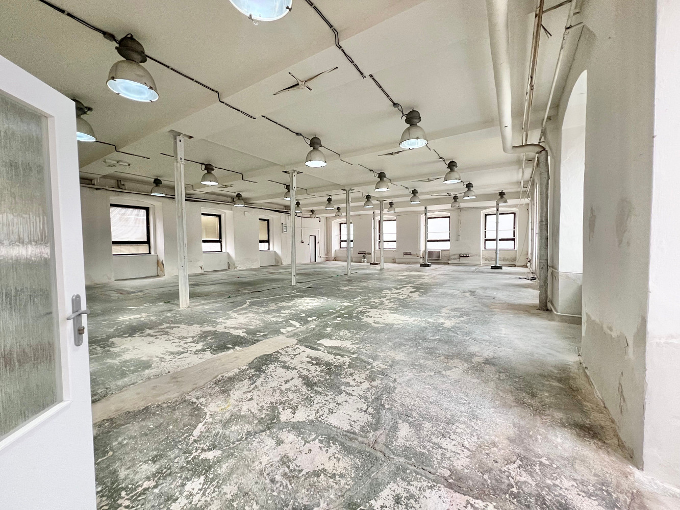 Pronájem restaurace 365 m² – fotografie 4