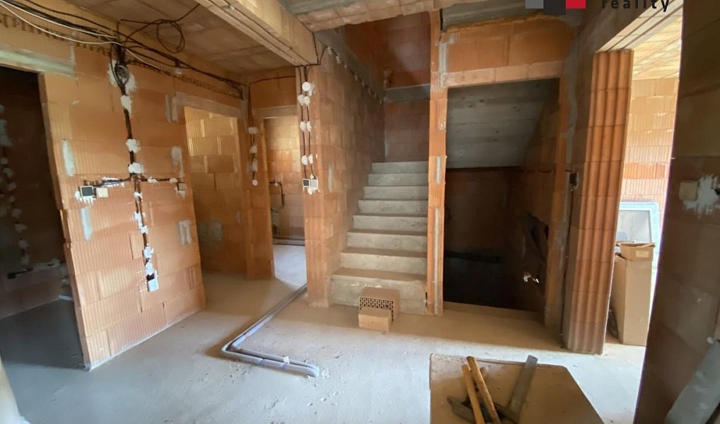 Prodej domu 150 m² s pozemkem 1 366 m², Bělá – náhled fotky 16
