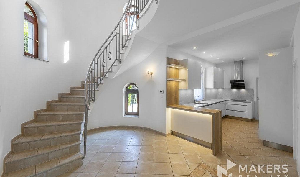 Pronájem domu 254 m² s pozemkem 779 m², Nebušická, Praha 6 – Nebušice