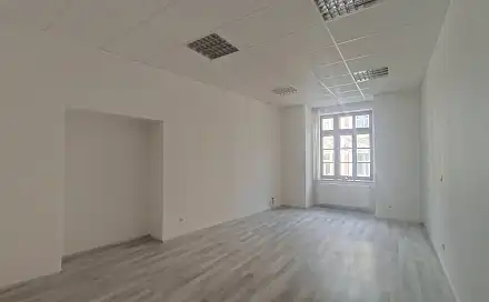 Pronájem kanceláře 71 m², Hlavní třída, Šumperk