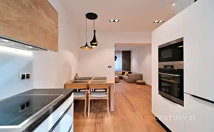 Pronájem bytu 2+kk 76 m², Na Kamencoch, Vsetín