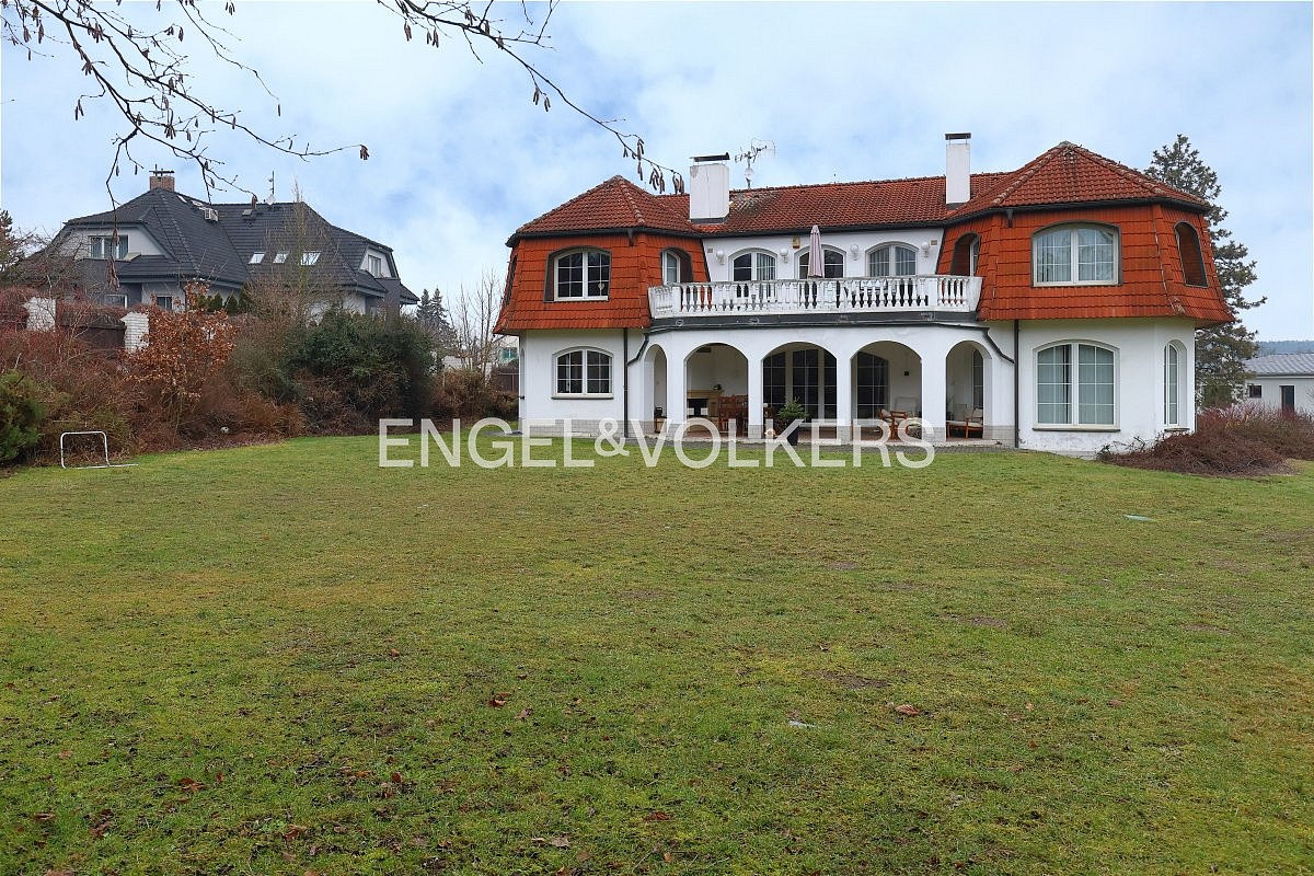 Pronájem bytu 3+kk 88 m²