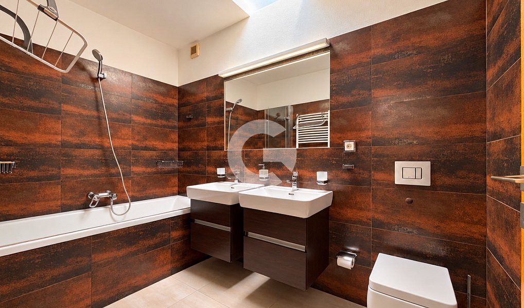 Pronájem domu 167 m² s pozemkem 213 m², Zlín – náhled fotky 3
