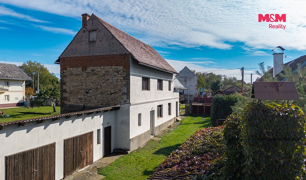Prodej domu 214 m² s pozemkem 1 014 m², Štětí – náhled fotky 4
