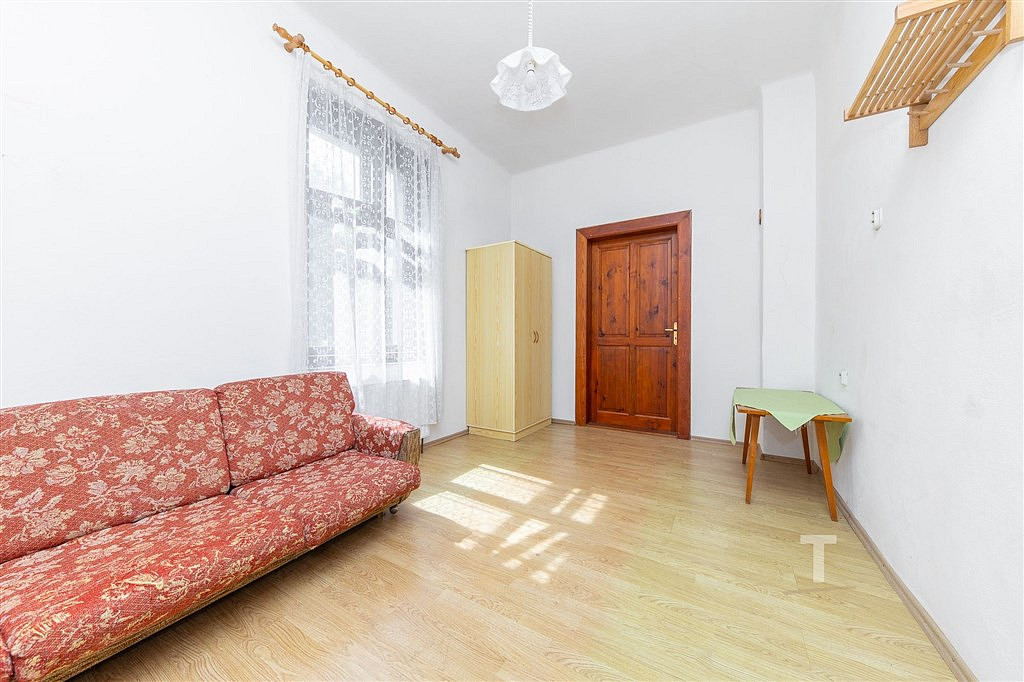 Prodej domu 430 m² s pozemkem 1 800 m² - Mehr