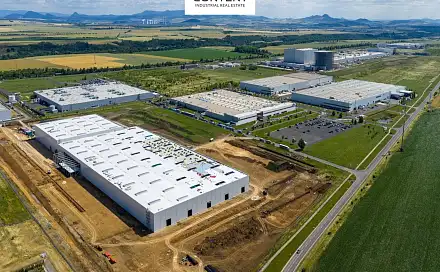 Pronájem výrobních prostor 3 000 m², Jižní, Staňkovice - Staňkovice Průmyslová zóna Triangle, okres Louny