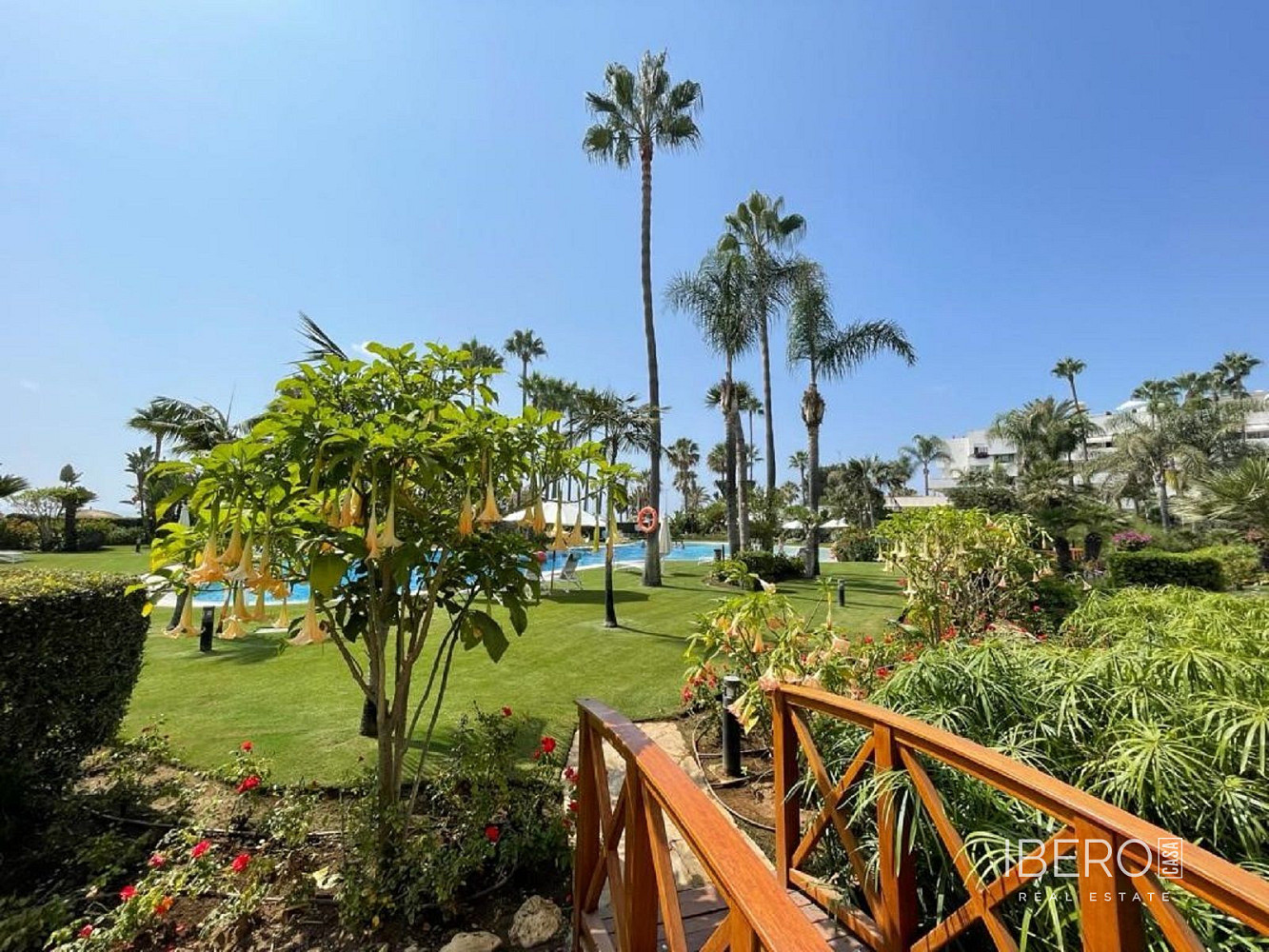 Piso 4+kk – Marbella, Nueva Andalucía - Vista 2