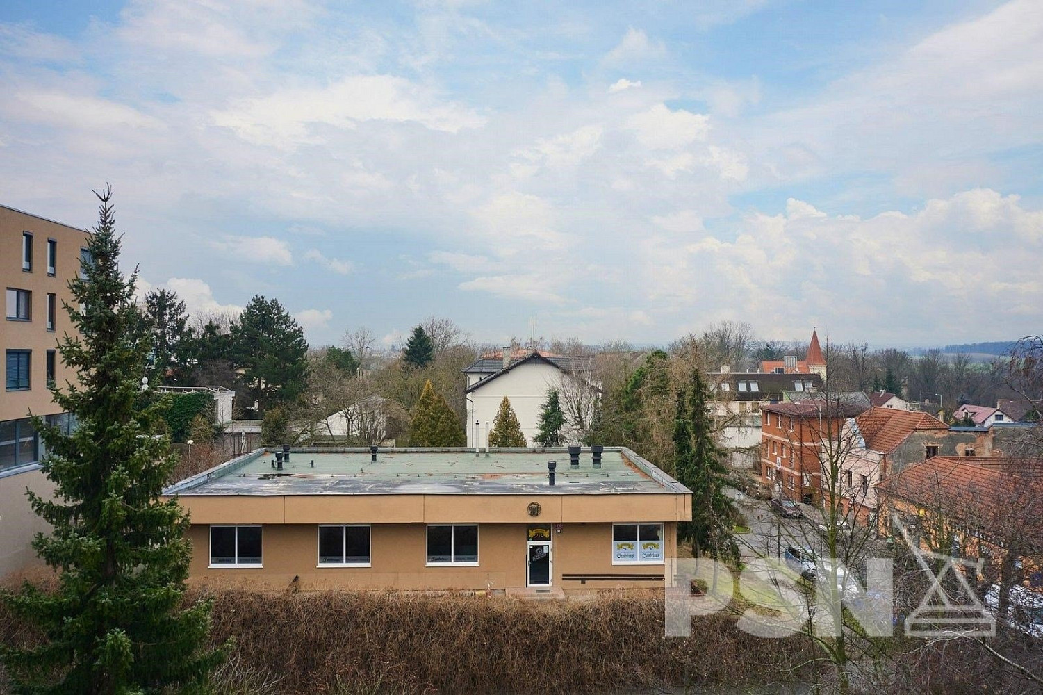 Prodej obchodních prostor 451 m²