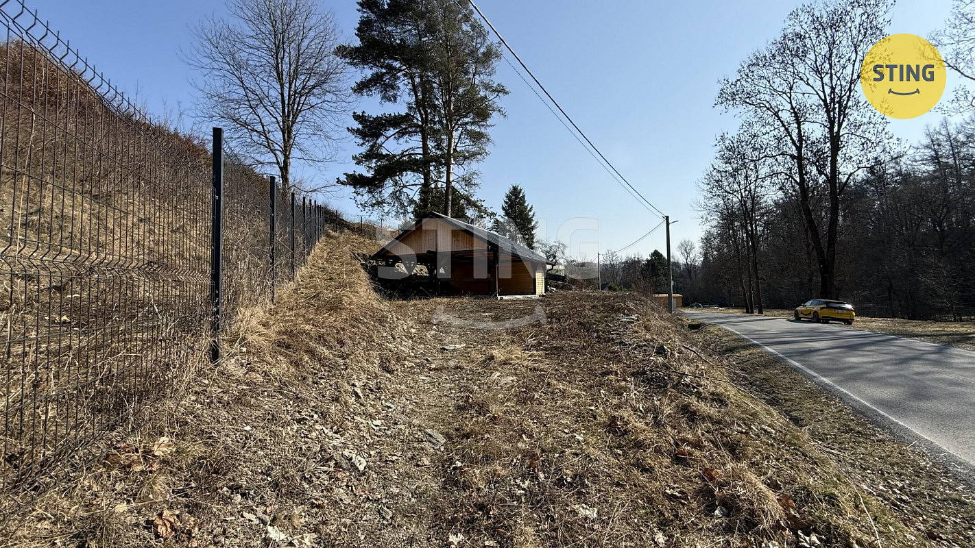 Prodej stavebního pozemku 954 m² – fotografie 5