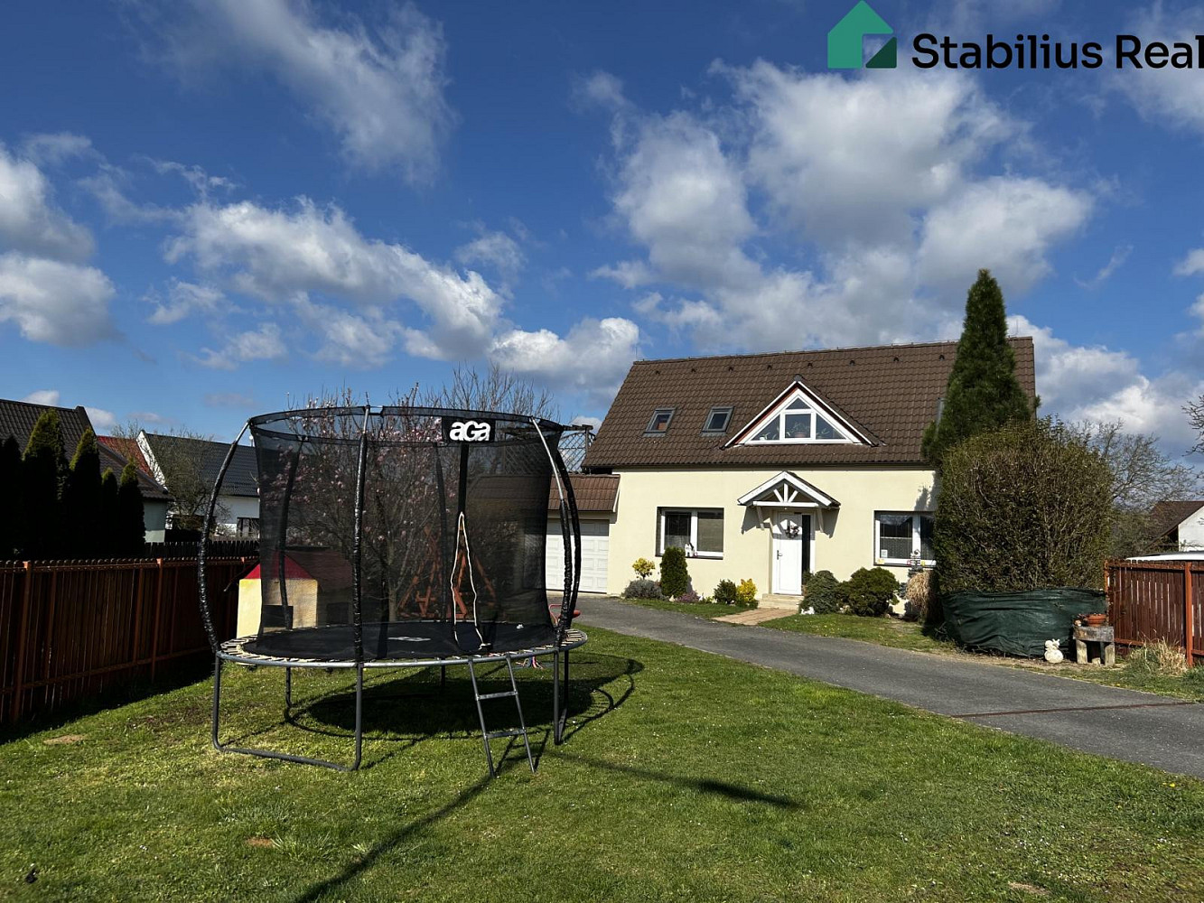 Prodej domu 264 m² s pozemkem 475 m²