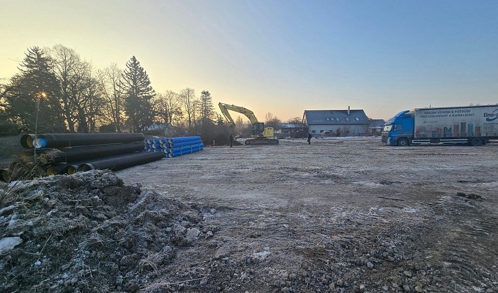 Prodej stavebního pozemku 836 m², Úvaly – náhled fotky 13