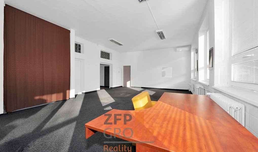 Prodej obchodních prostor 702 m², Hodonín – náhled fotky 13