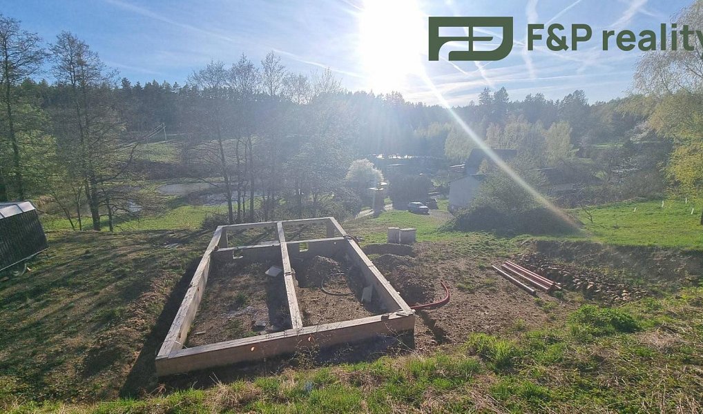 Prodej stavebního pozemku 2 390 m², Číhošť – náhled fotky 10