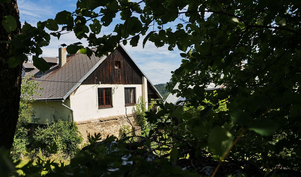 Prodej domu 140 m² s pozemkem 601 m², Rejštejn – náhled fotky 8