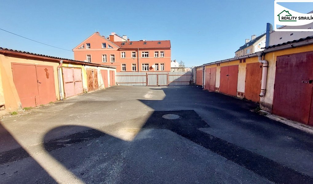 Prodej zděné garáže na vlastním pozemku Centrum Chebu Uzavřený areál, Cheb – náhled fotky 3