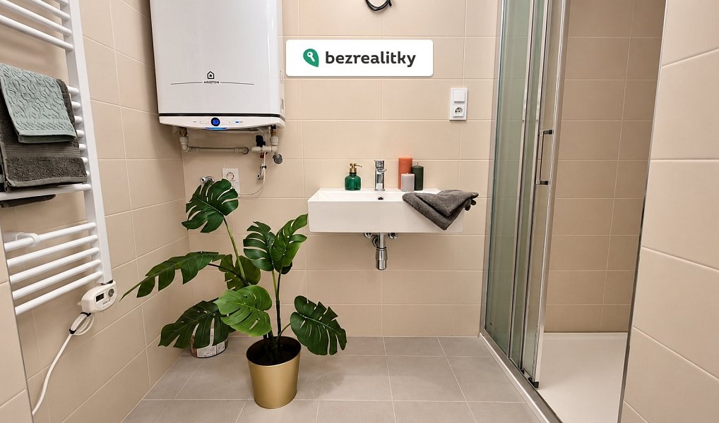 Prodej bytu 2+kk 51 m², Praha – náhled fotky 9