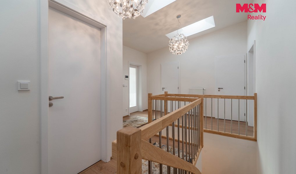 Prodej bytu 5+kk 112 m², Ořech – náhled fotky 8