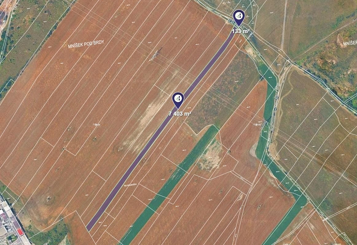 Prodej pole 7 536 m²
