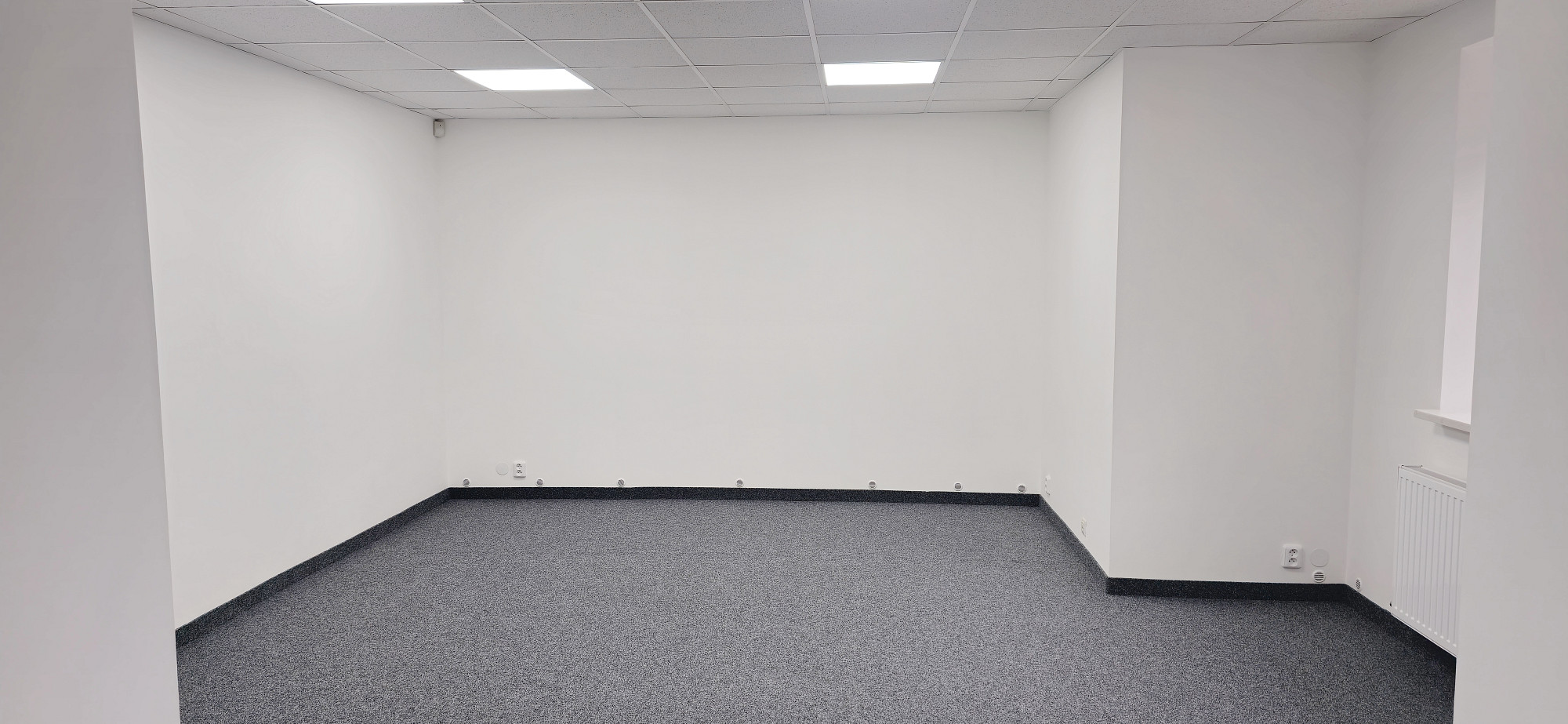 Pronájem kanceláře 92 m² – fotografie 4