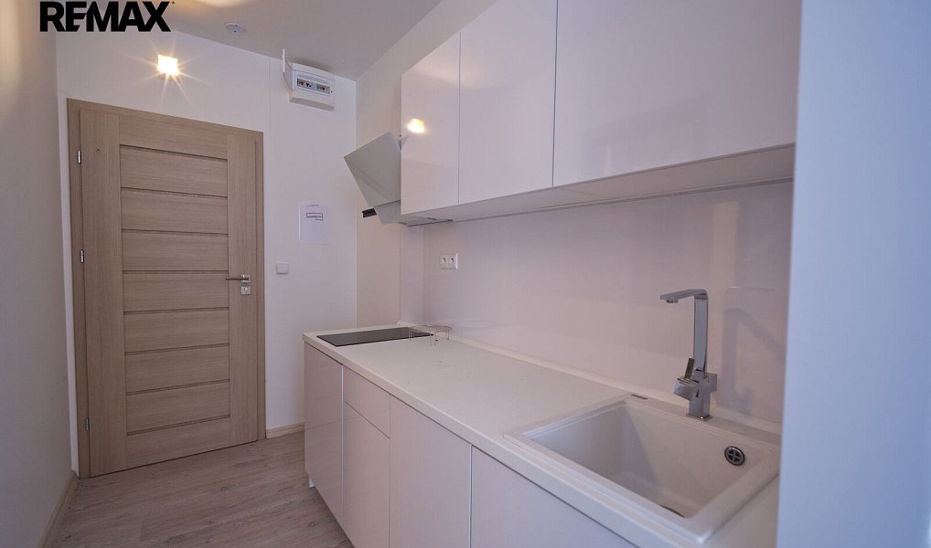 Prodej ubytovacího objektu 1 978 m², Jeseník – náhled fotky 19