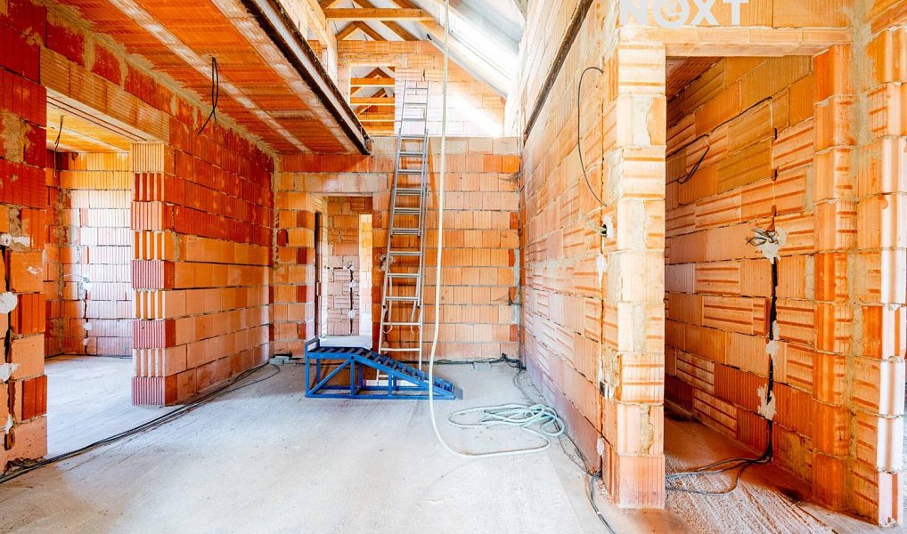 Prodej domu 252 m² s pozemkem 2 968 m², Smilovice – náhled fotky 20