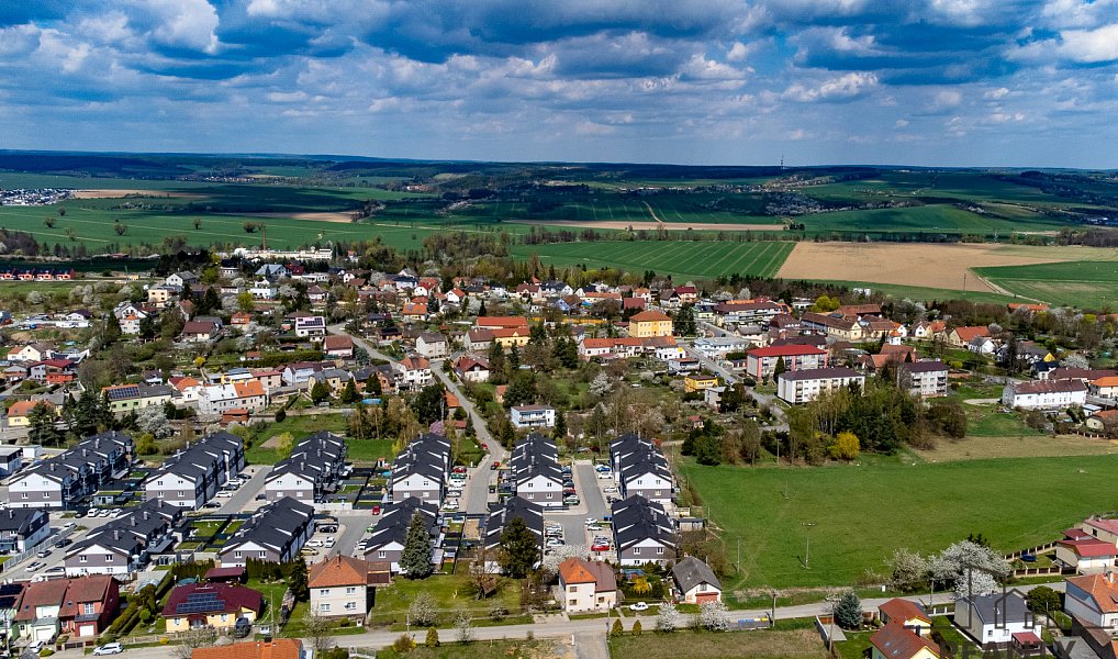 Prodej bytu 4+kk 80 m², Vochov – náhled fotky 32